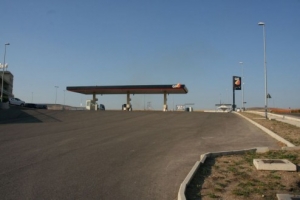 Piazzale Stazione di servizio Total